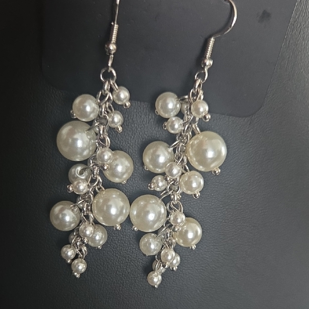 paparazzi Silver Faux Pearl Cluster Dangle Earrings - White NWT